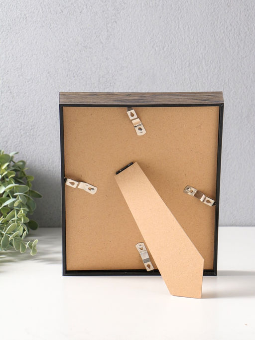 Фоторамка пластик 20х25 см "Ламберто" бежево-чёрный с золотом 26х21х3,5 см