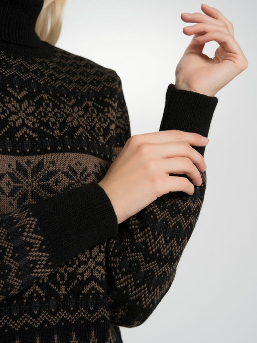 Джемпер высокое горло л1142 черный