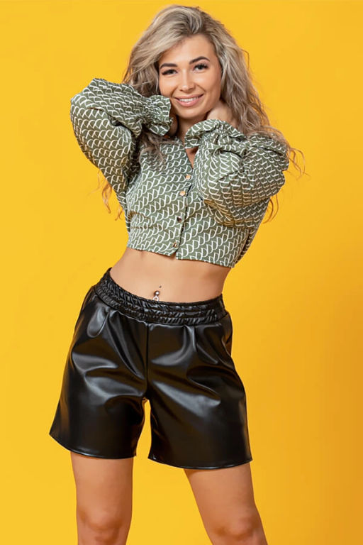 Шорты женские, цвет черный