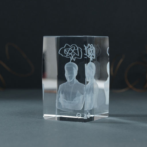 Фигурка стекло прямоугольник «Мыслитель», 5×5×8 см