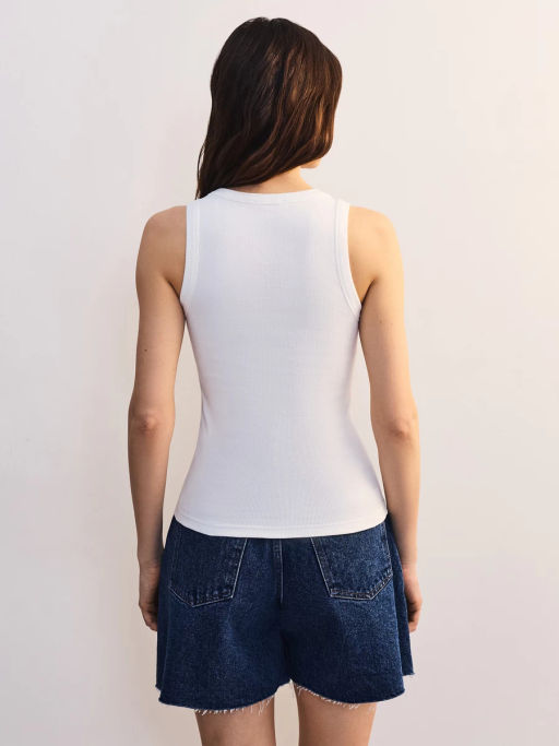 Базовая майка с вырезом халтер TOP0526-1 / Zarina