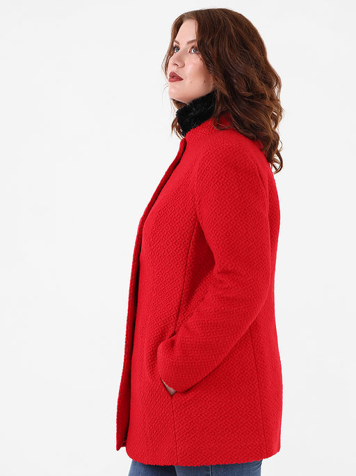 Полупальто с шарфом красного цвета с воротником стойка - Almond фото 6