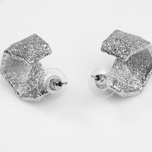 Серьги металл Геометрия объём, цвет серебро - Qf фото 2