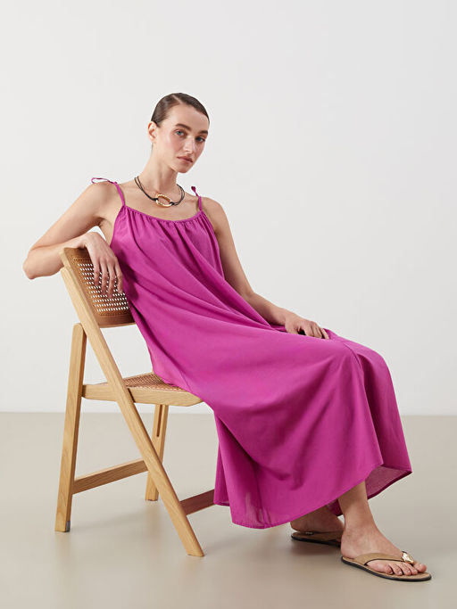 V Yaka Ask?l? Elbise