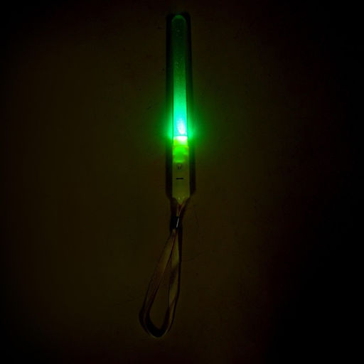 Цена за 12 шт. Палочка светящаяся, цвет МИКС, в пакете