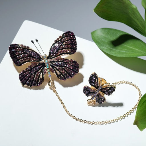 Брошь со значком на цепочке «Бабочка», фиолетовая в золоте