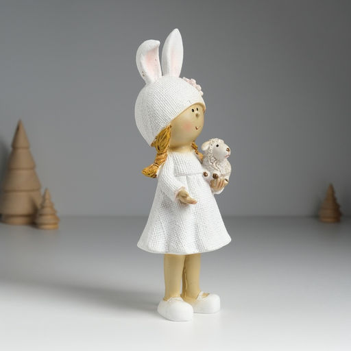 Фигурка полистоун «Девочка в шапке с ушками, с барашком», 8×6×22 см, МИКС