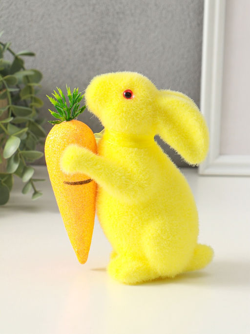 Фигурка пасхальная Жёлтый заяц с морковкой, 6.5?12?15.5 см