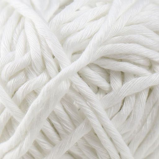 Цена за 2 шт. Пряжа для вязания спицами, крючком светящаяся 100% лавсан Softino «Сияй», 50 г, 50 м, белая