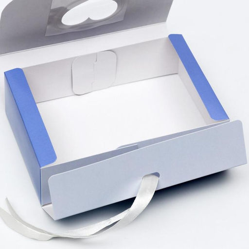 Цена за 5 шт. Подарочная коробка сборная с окном Лиловые цветы, 16.5?11,5?5 см