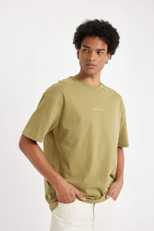 Boxy Fit Bisiklet Yaka S?rt Bask?l? Pamuklu K?sa Kollu Tisort - Defacto фото 4