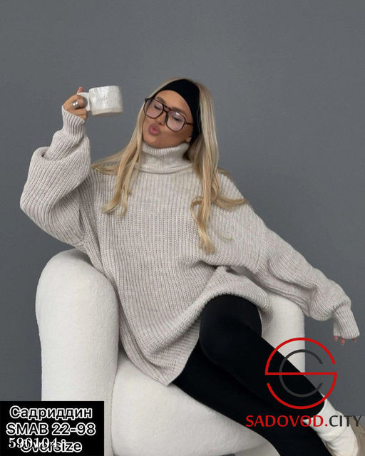 Свитер с горлом оверсайз женский - Bruno фото 6
