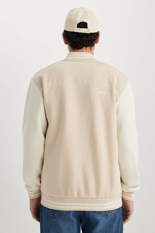 Мягкий пушистый кардиган обычного кроя с воротником-бомбером и принтом на спине - Defacto фото 6