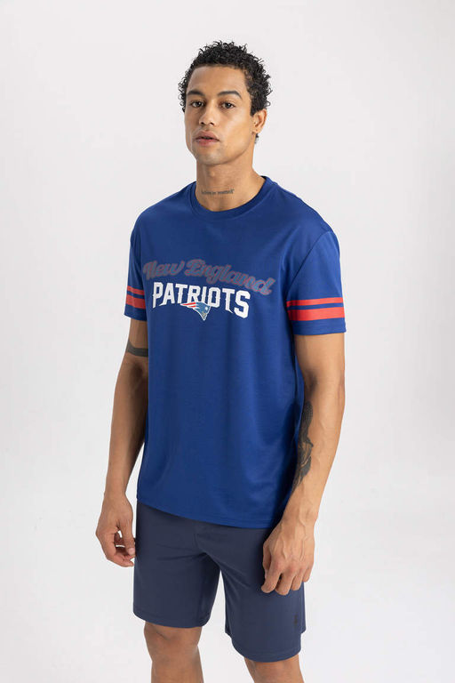 DeFactoFit Футболка стандартного кроя с круглым вырезом и короткими рукавами NFL New England Patriots  фото 3