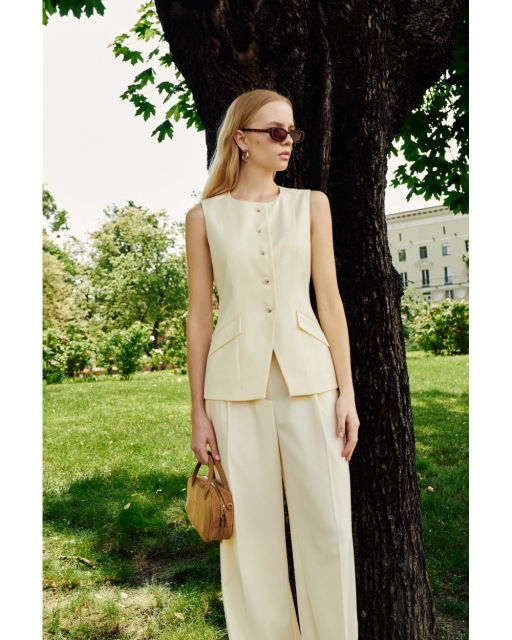 Жилет THE VERY 2428 сливочное масло  фото 10