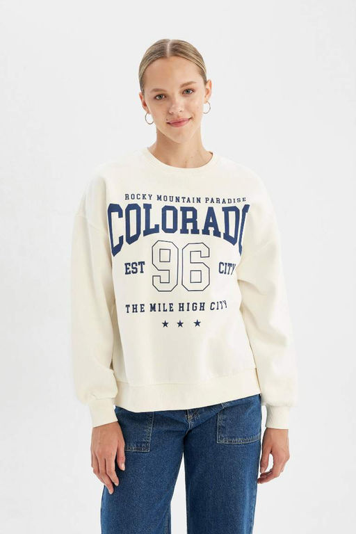 Женская белая толстая толстая толстовка свободного покроя с круглым вырезом и принтом - Defacto фото 3