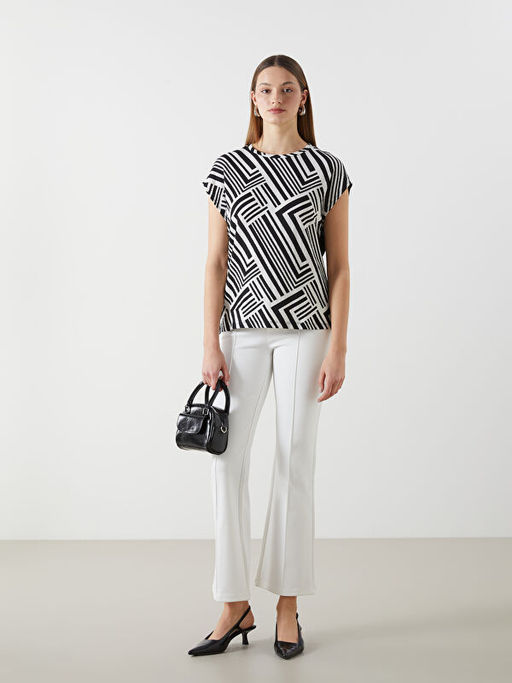 Bisiklet Yaka Desenli Kad?n Ti??rt