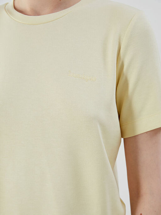 Bisiklet Yaka Nak??l? Kad?n Ti??rt