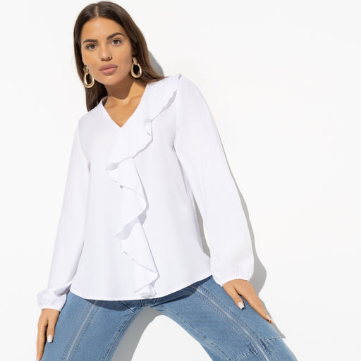 Блуза с воланом Стильный триумф