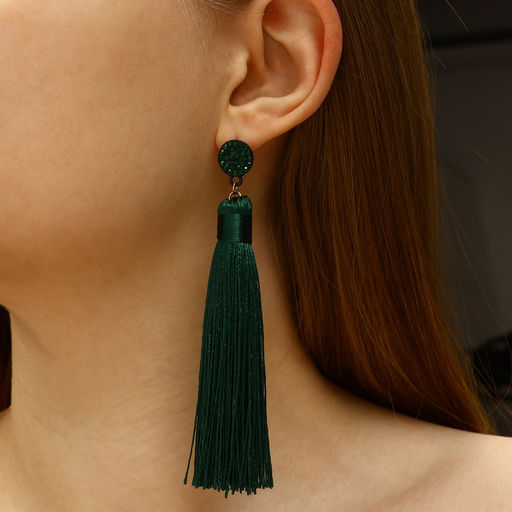 Серьги Кисти гармония, цвет изумрудный, L кисти 8.5 см