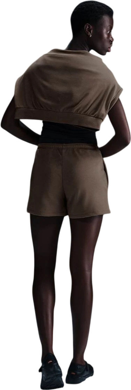 Шорты женские