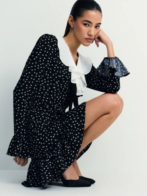 Платье мини с контрастным воротником / Zarina