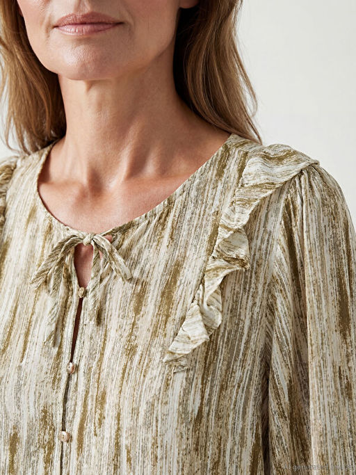 Ba?lamal? Yaka F?rf?rl? Desenli Bluz