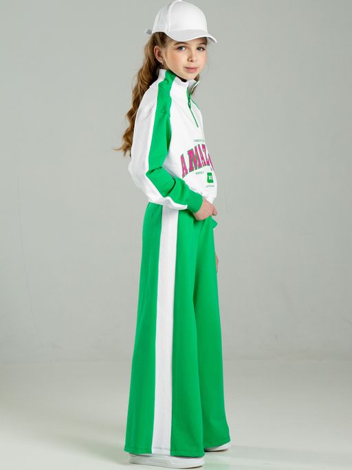 Костюм спортивный