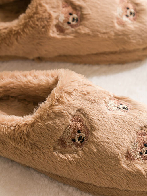 Ay? Teddy Nak??l? Pel?? Kad?n Ev Terli?i