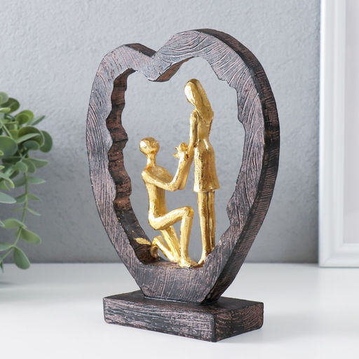 Фигурка полистоун Влюблённые в сердце - признание в любви, золото, 16?6?20 см