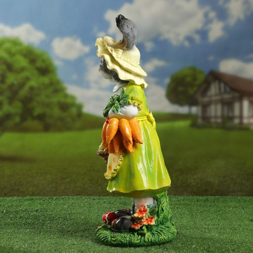 Садовая фигура из полистоуна «Зайчиха с корзинкой», 50×19×22 см