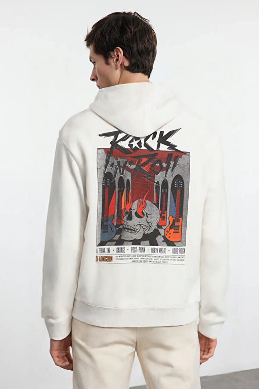 Ekru Oversize/Geni_ Kesim __i Polarl_ Kap__onlu Rock Bask_l_ Sweatshirt TMNAW24SW00195 - Trendyolmilla фото 2
