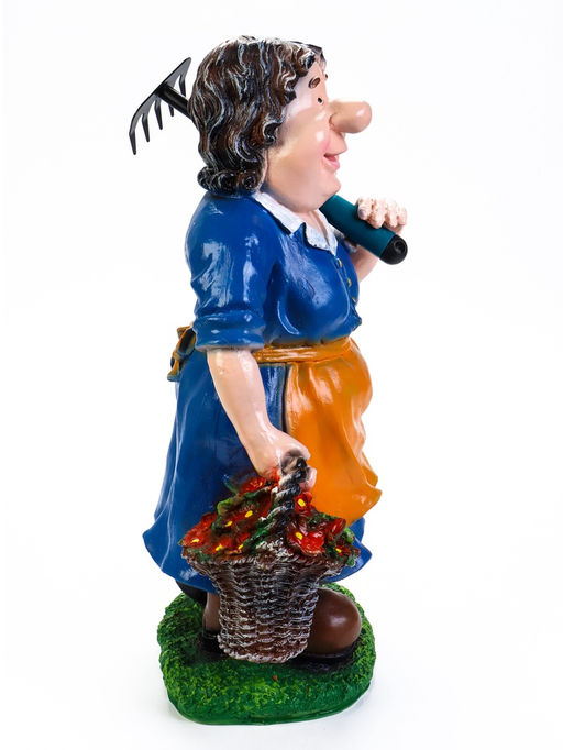 Садовая фигура из полистоуна «Баба с тяпкой», 63×23×27 см