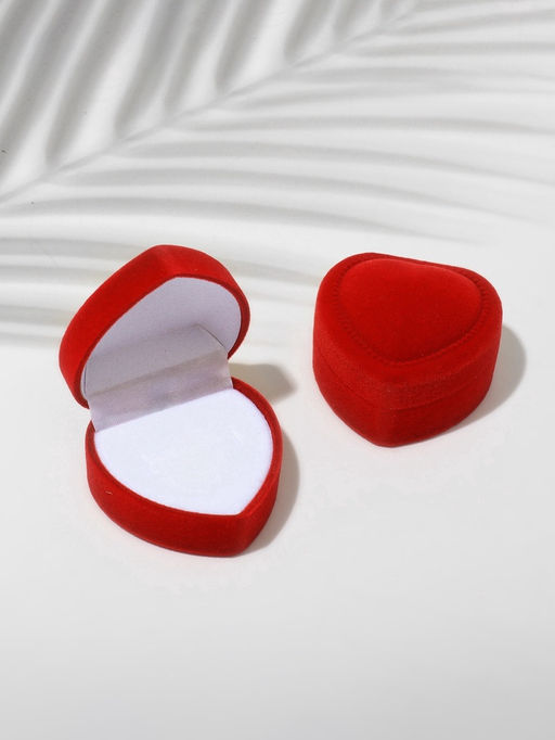 Футляр под кольцо, серьги Сердце с рамкой из точек, бархатный, 5?5 см (0.5 см ), красный