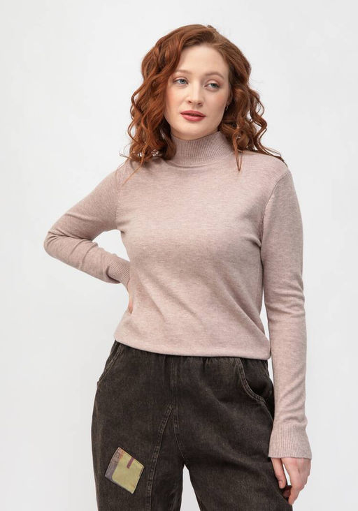 Джемпер базовый с высоким воротом песочный