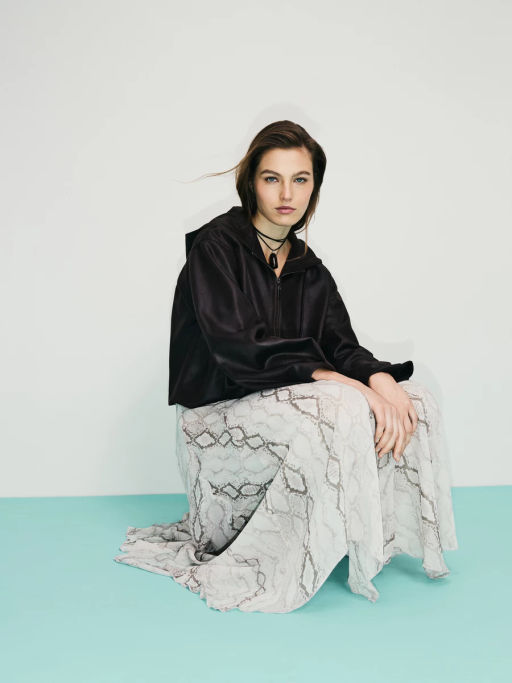 Бомбер со складками на молнии / Zarina  фото 8