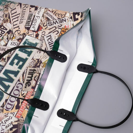 Цена за 10 шт. Пакет «Новости», полиэтиленовый с пластиковой ручкой, 80 мкм 37×34 см