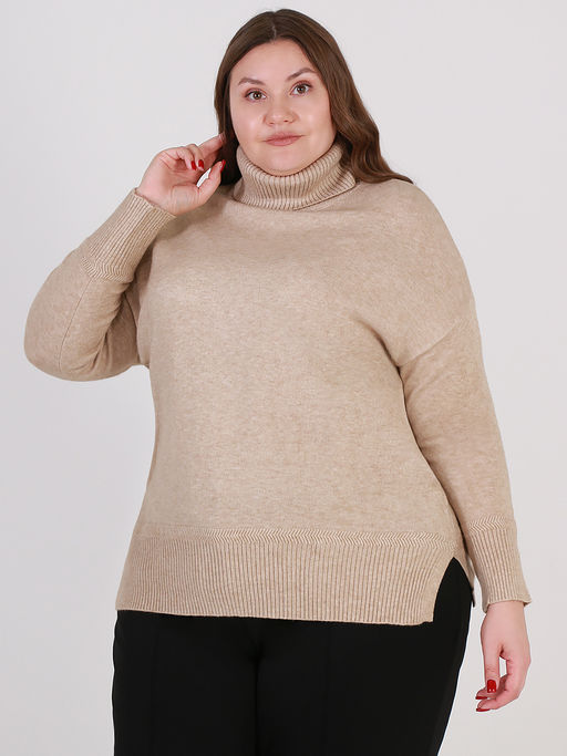 Свитер бежевый базовый женский больших размеров