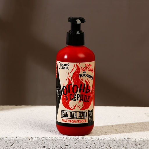 Подарочный набор Огонь в сердце: гель для душа 300 мл и мочалка для тела, HARD LINE