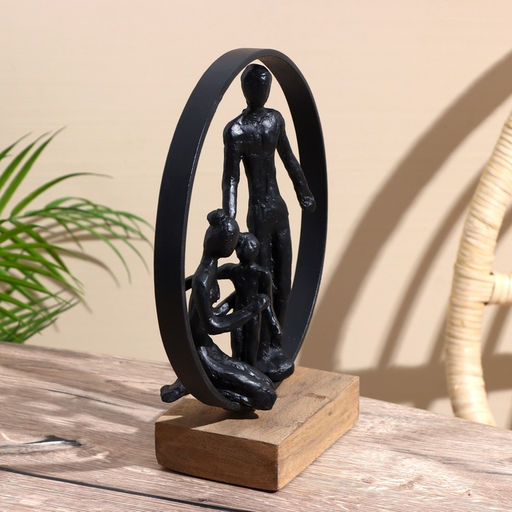 Сувенир «Семья», 23×10.5×27 см, полимерная смола, манговое дерево