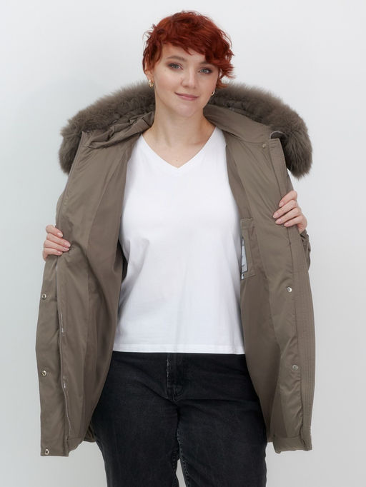 Куртка зимняя женская с мехом и капюшоном тренд коричневого цвета 7656K - Visdeer фото 14