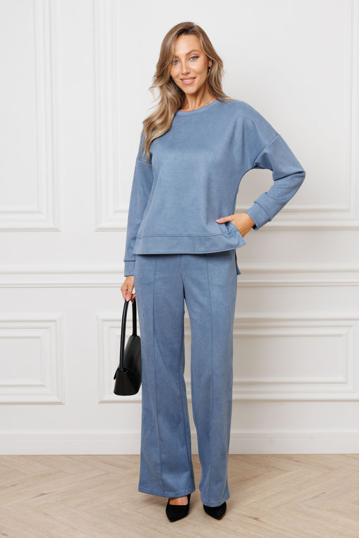 Костюм замшевый брючный 43043