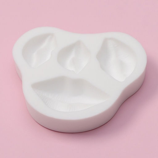 Молд для заливки шоколада Доляна Губы, 8.5?8?1.5 см, силикон, белый  фото 3