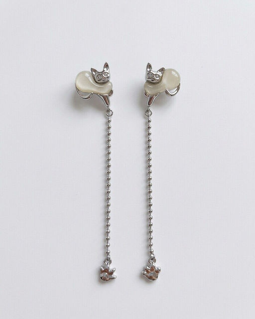 Стильные серьги