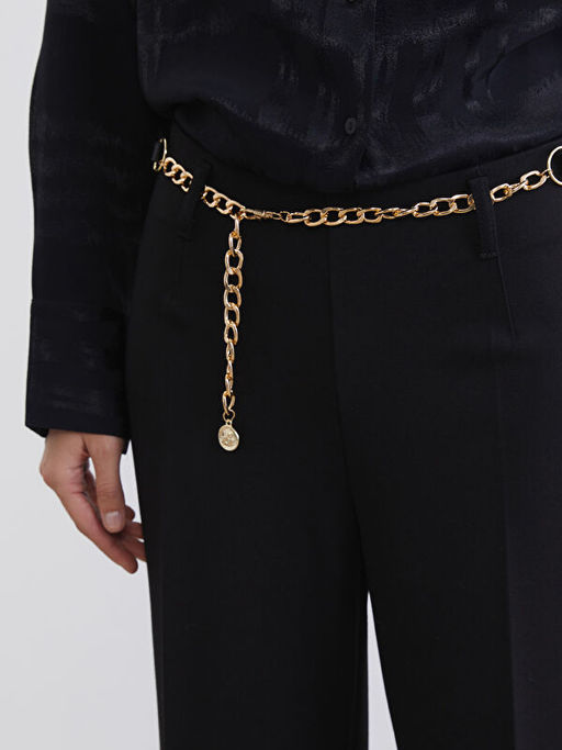 Loose Fit Zincir Kemerli Kad?n Pantolon