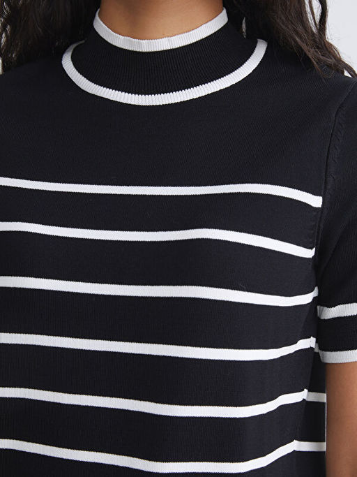 Dik Yaka ?izgili Kad?n Triko Kazak