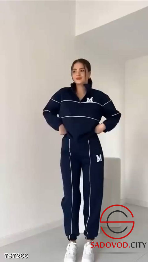 Женский спортивный костюм двойка