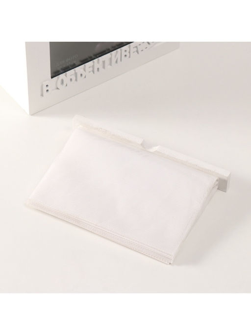 Фотоархив на 96 фото 10×15 см с фоторамкой 10×15 см «В объективе», белый, 20×15×12 см