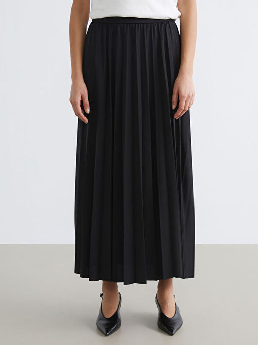 Beli Lastikli Krep Pileli Etek