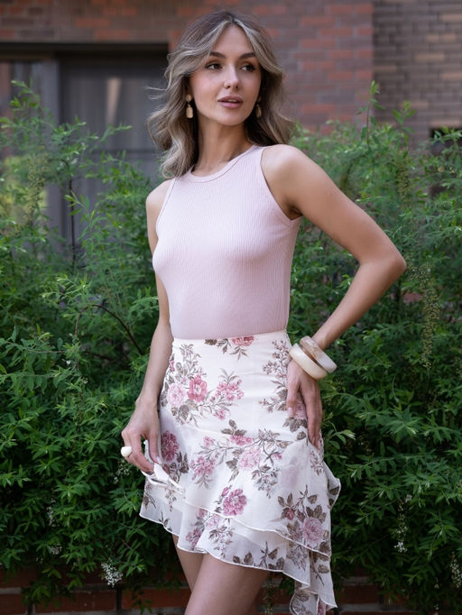 Топ из трикотажа в резинку(рубчик). пудровый